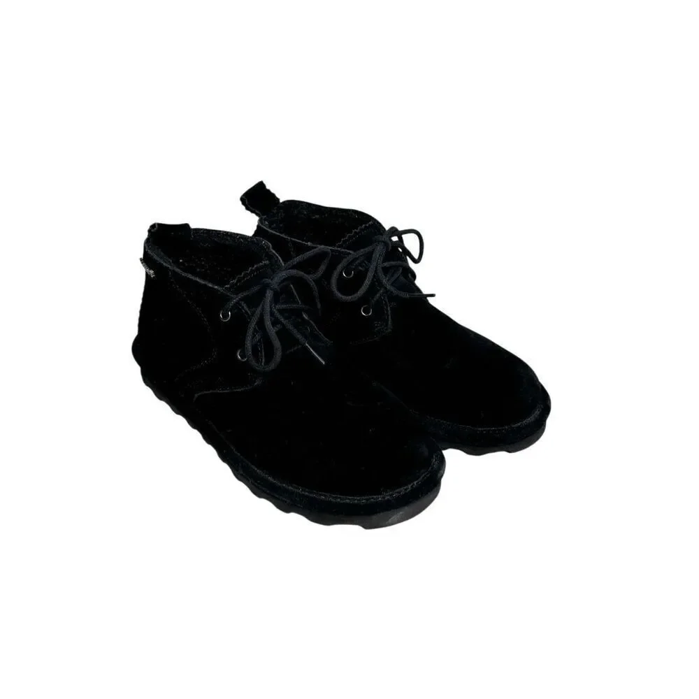 Bearpaw skye black suede lace up wide width chukka boots size 7